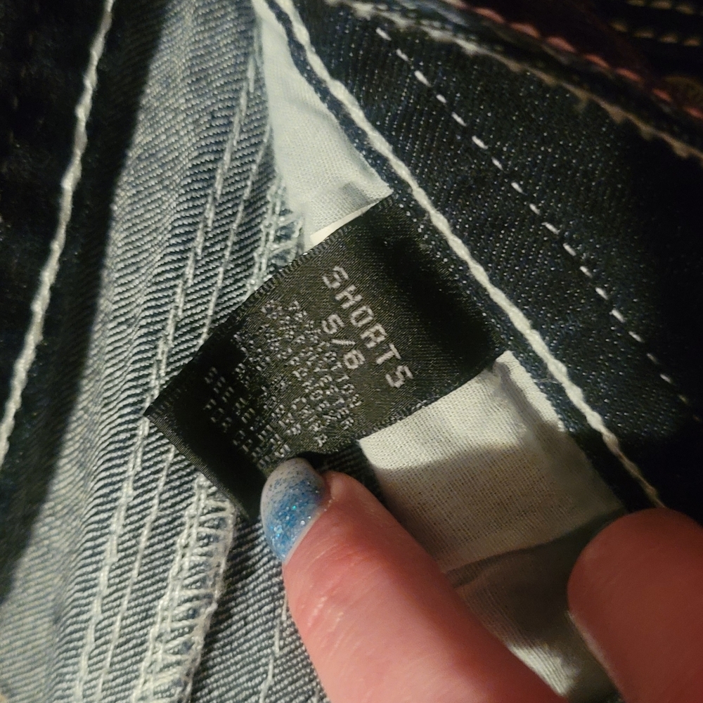 Rue21 Shorts 5/6 - Picture 3 of 3